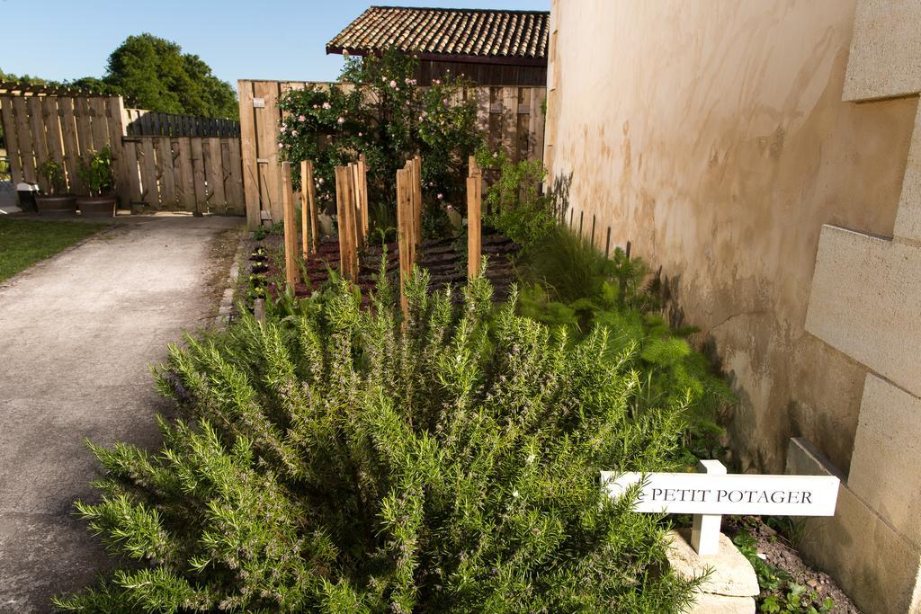 Les Cinq Sens Du Chateau Mayne Lalande Hotel กัสเตลนู-เดอ-มีดอค ภายนอก รูปภาพ