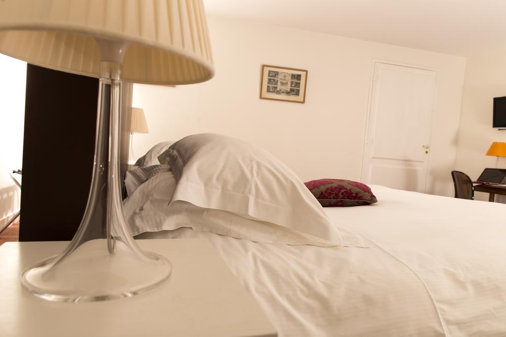 Les Cinq Sens Du Chateau Mayne Lalande Hotel กัสเตลนู-เดอ-มีดอค ภายนอก รูปภาพ